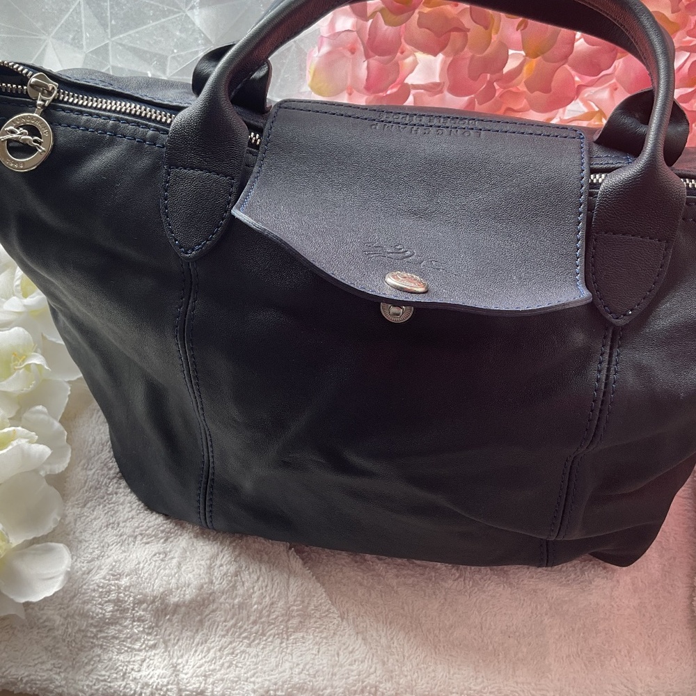 Leather Longchamp handbag